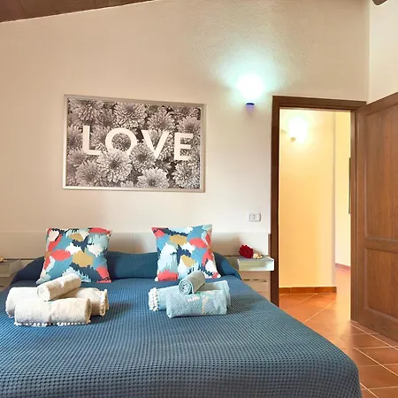 Daire Pool, Parking And Wi-fi In 6 Pax *